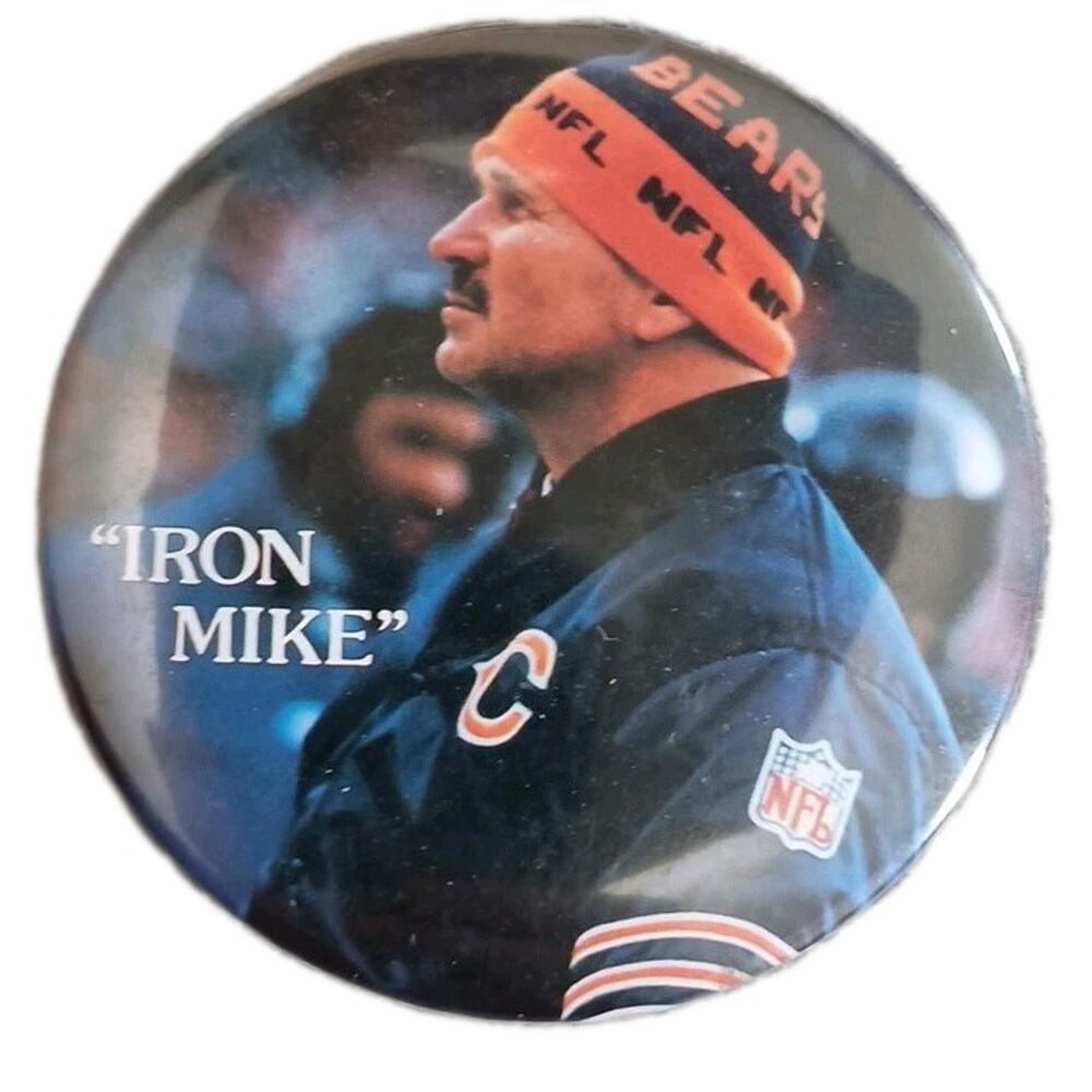 VINTAGE 1985 PINBACK BUTTON BADGE IRON MIKE DITKA NFL FOOTBALL